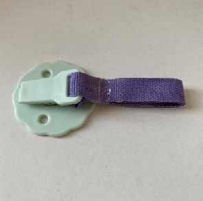baby pacifier clip